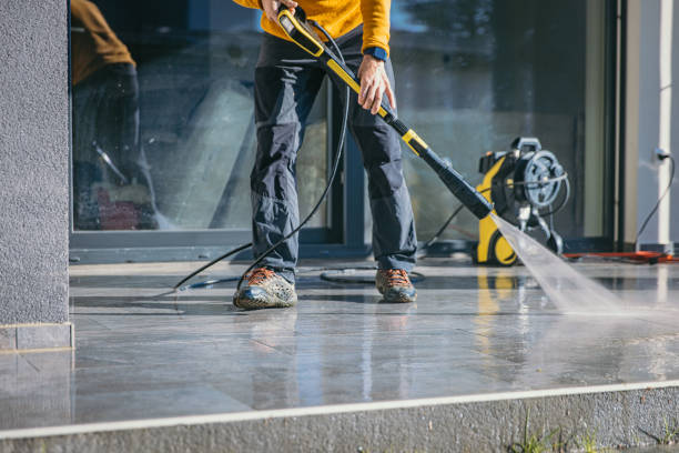 Best Patio and Deck Pressure Washing  in Dodge City, KS