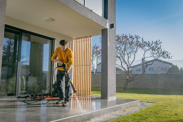 Animal Enclosure Cleaning in Dodge City, KS